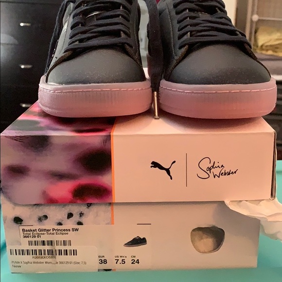 Limited addition unicorn pumas - Picture 3 of 5